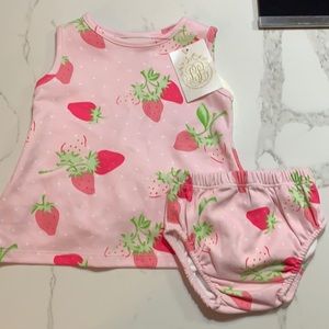 NWT The Beaufort Bonnet Company Strawberry Field Two Piece Diaper Set